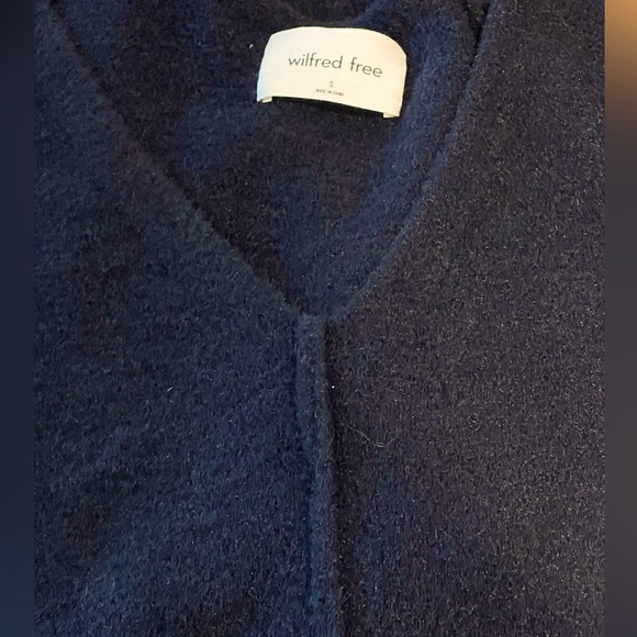 New Wilfred Black Hushknit Vneck sweater size small - Picture 9 of 9